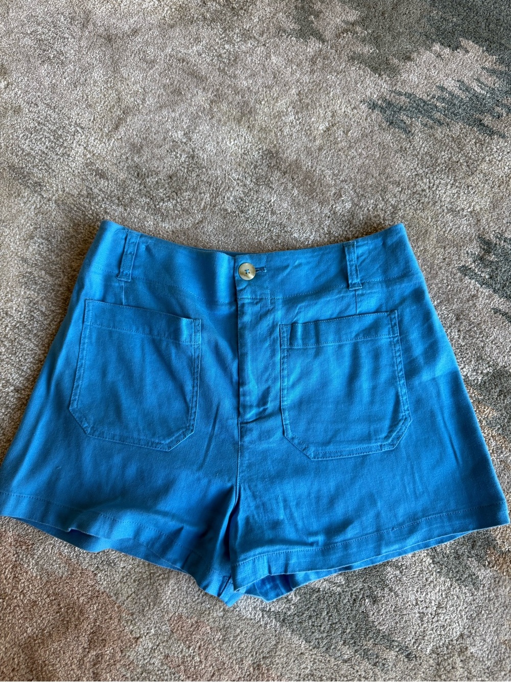 Blue Maeve Collette Short